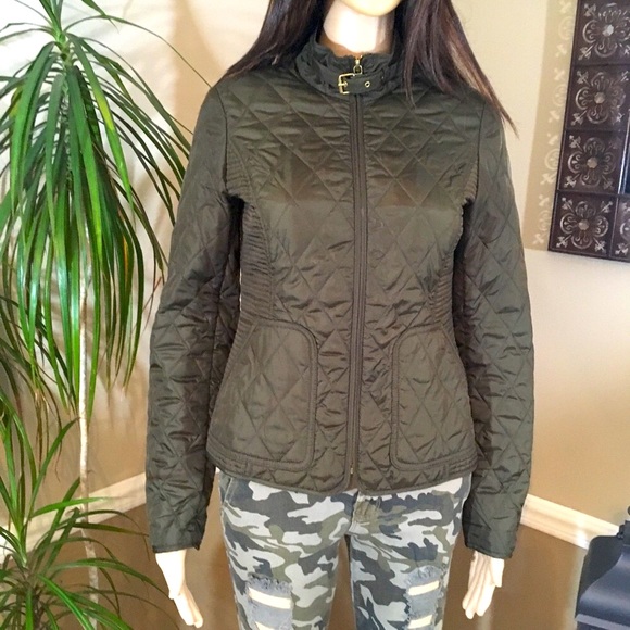 LIGHTWEIGHT BANANA REPUBLIC QUILTED JACKET - Picture 3 of 9